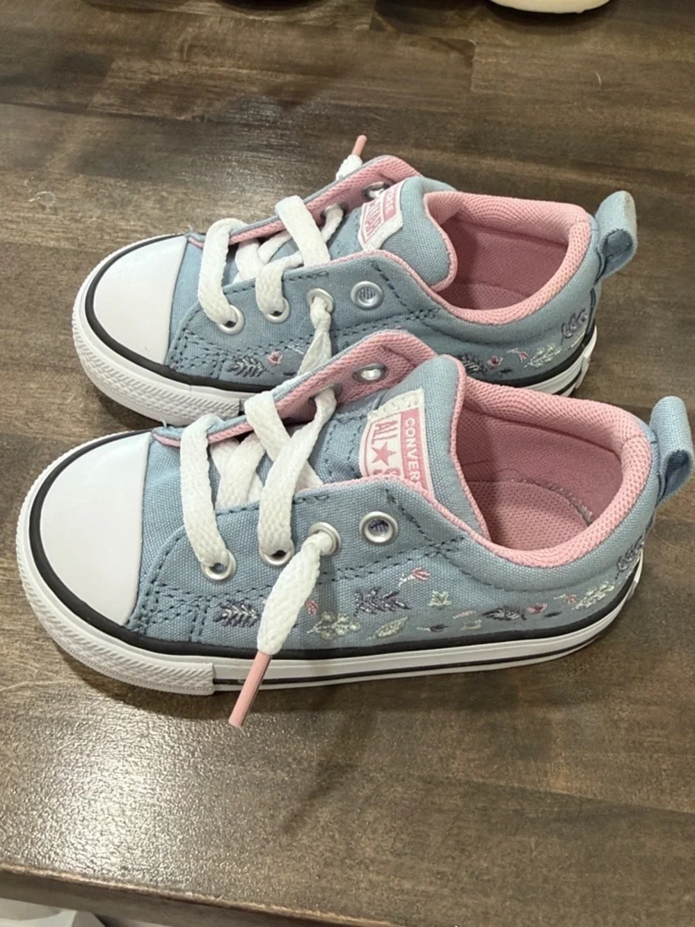 Converse Kids Low Top Floral Sneakers - Light Blue/Pink